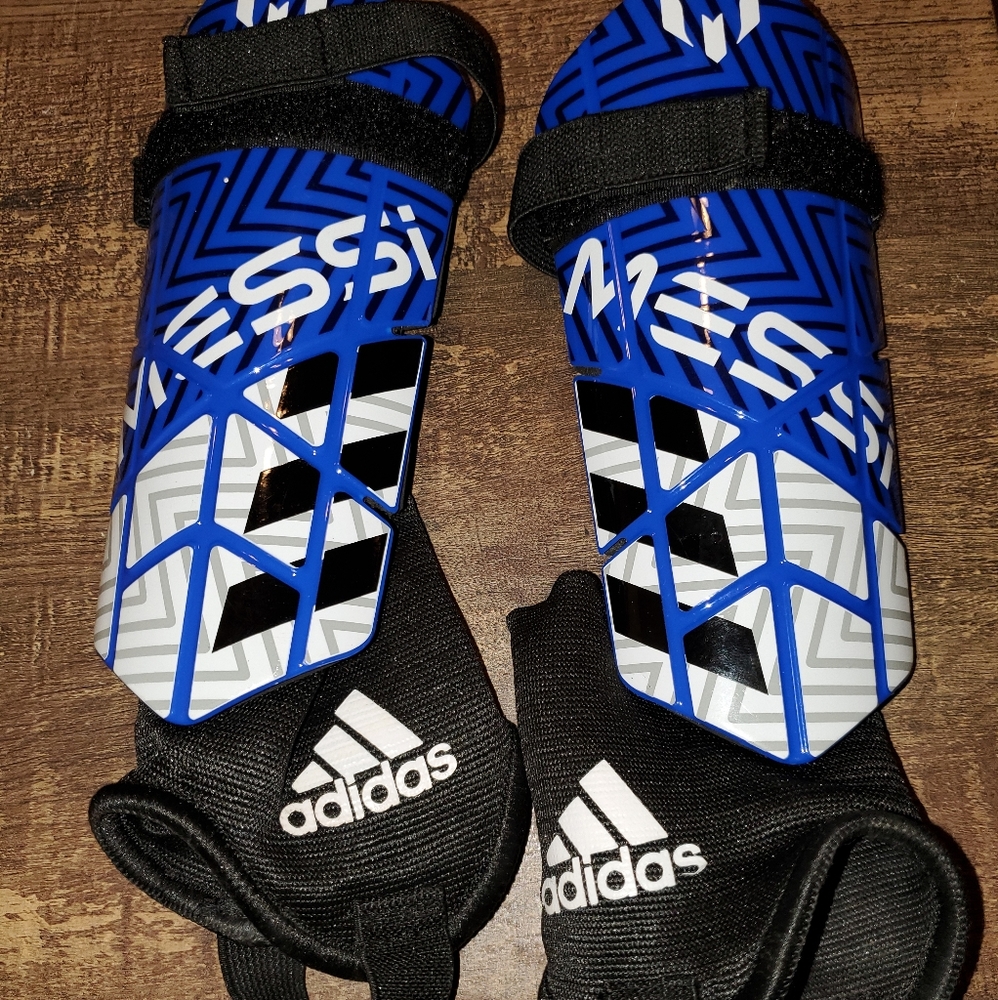 Adidas Messi Shin Guards Youth Large